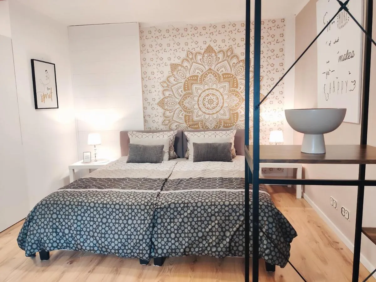 Apartment For Family & Friends Eisingen